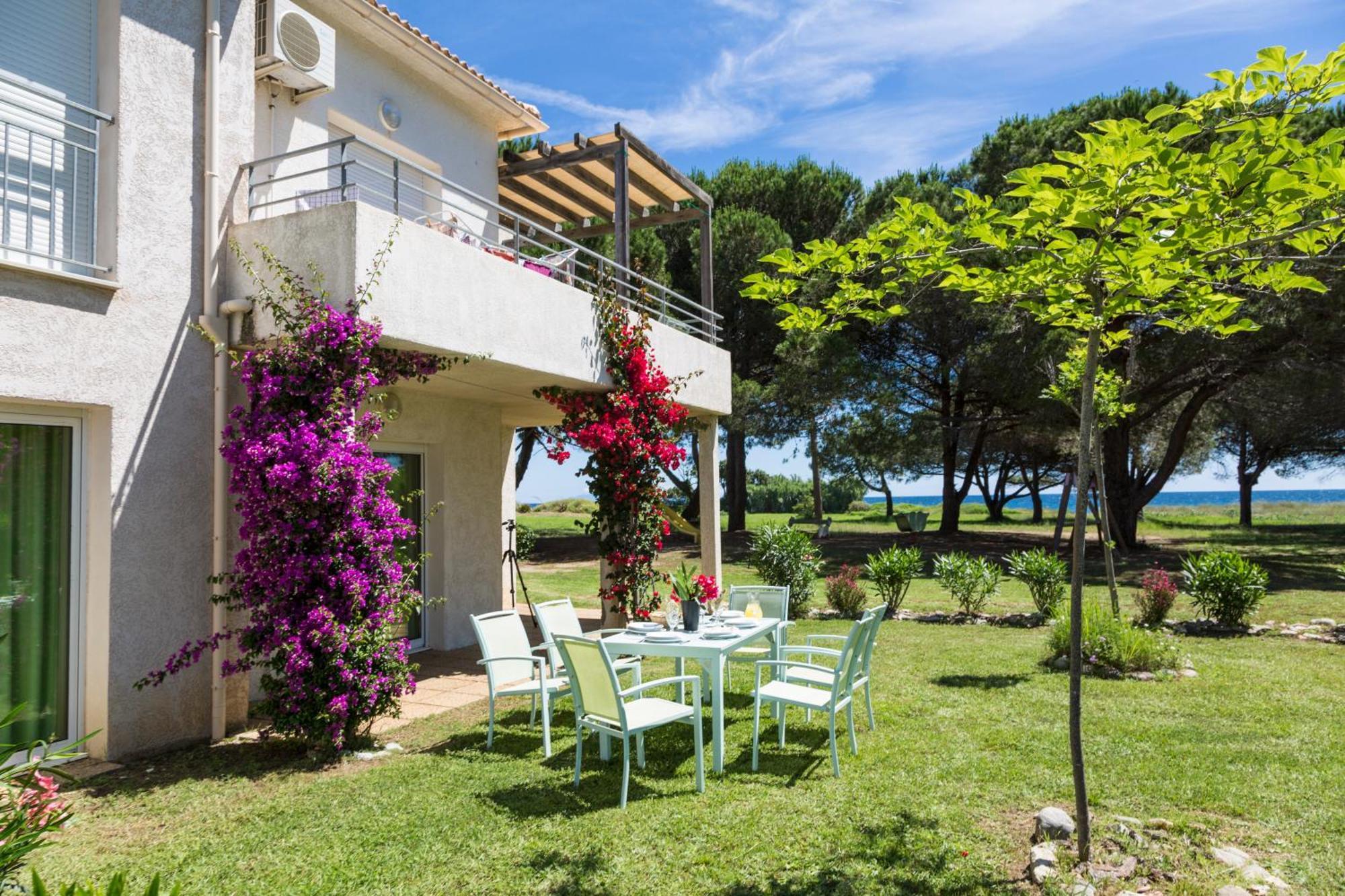 Poggio Mezzana Residence Odalys Acqua Bella מראה חיצוני תמונה