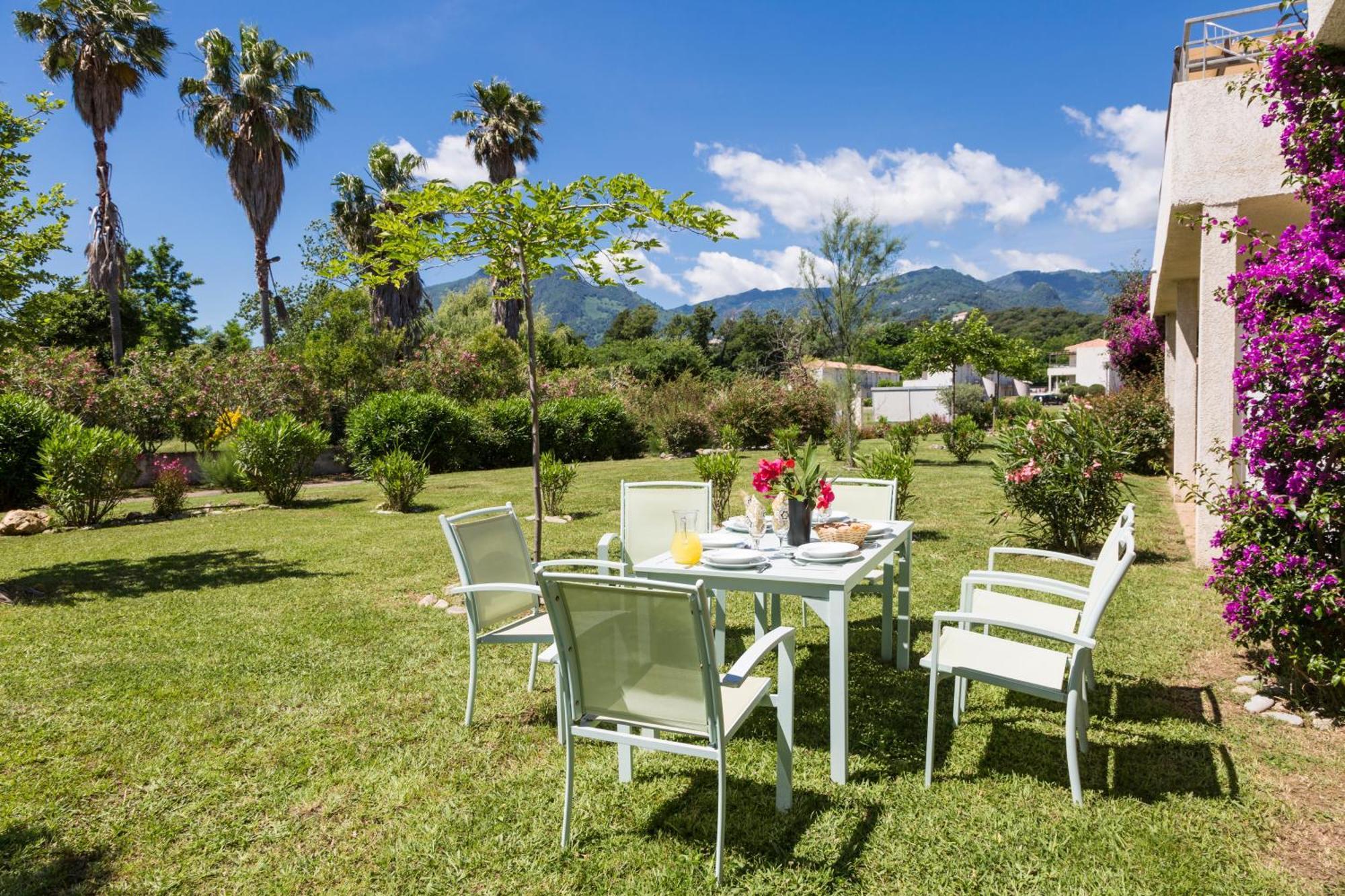 Poggio Mezzana Residence Odalys Acqua Bella מראה חיצוני תמונה