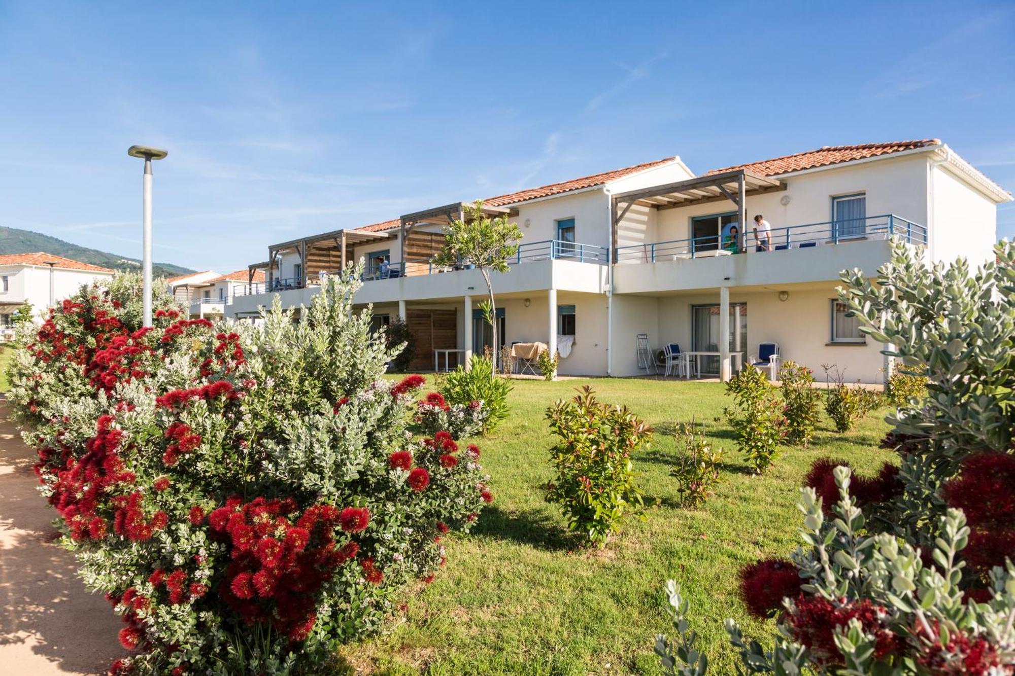 Poggio Mezzana Residence Odalys Acqua Bella מראה חיצוני תמונה